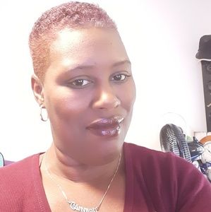 Meet your Posher, Jennie